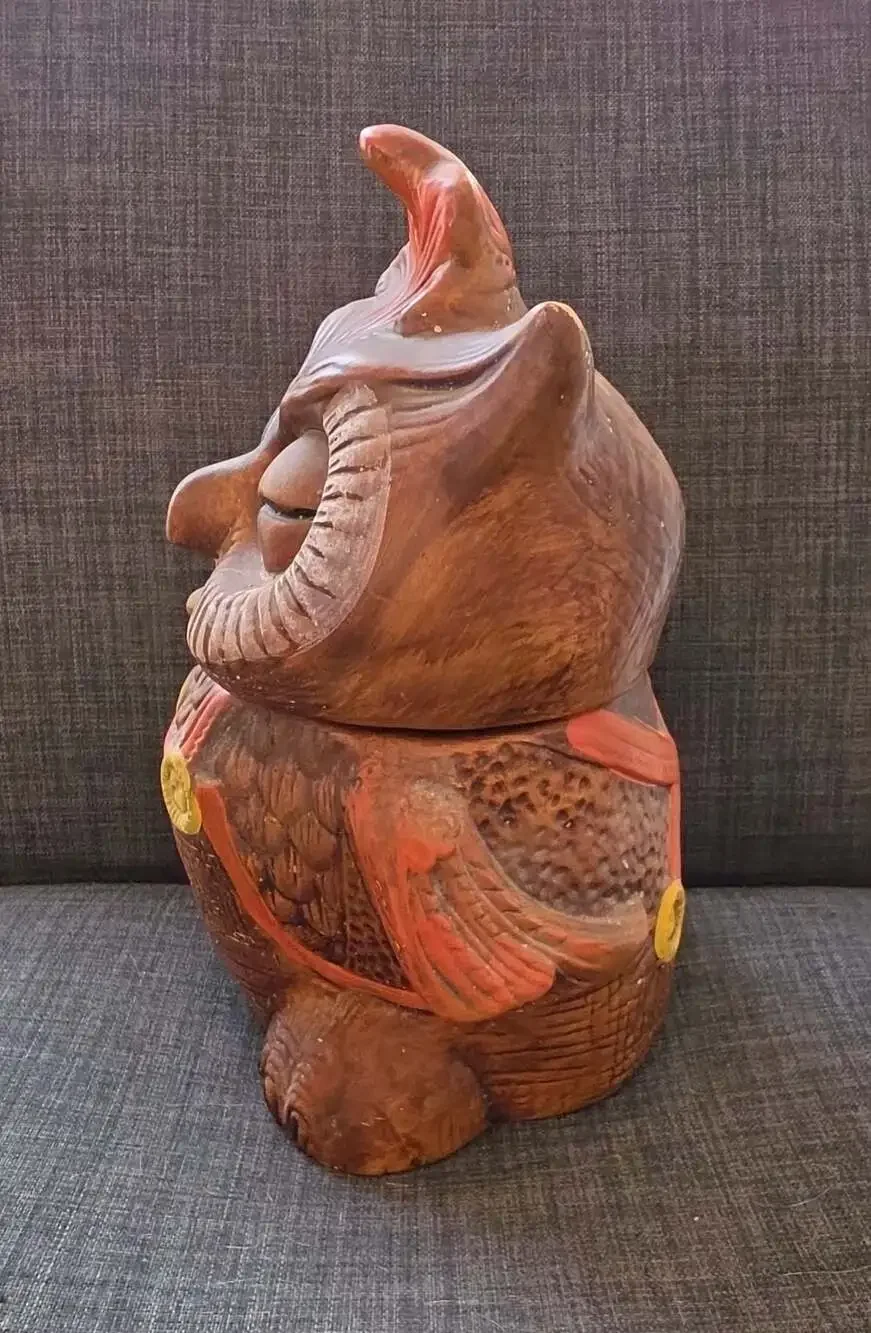 Vintage 1960's California Originals Winking and Waving Owl Ceramic Cookie Jar